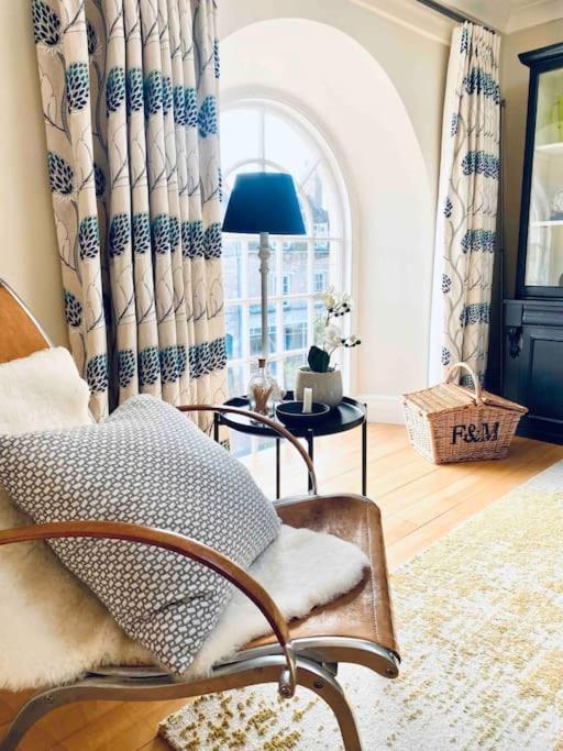 3 Bedroom Converted Chapel In Historic Oundle Extérieur photo